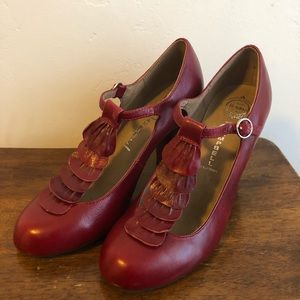 Gorgeous Jeffrey Campbell Havana heels